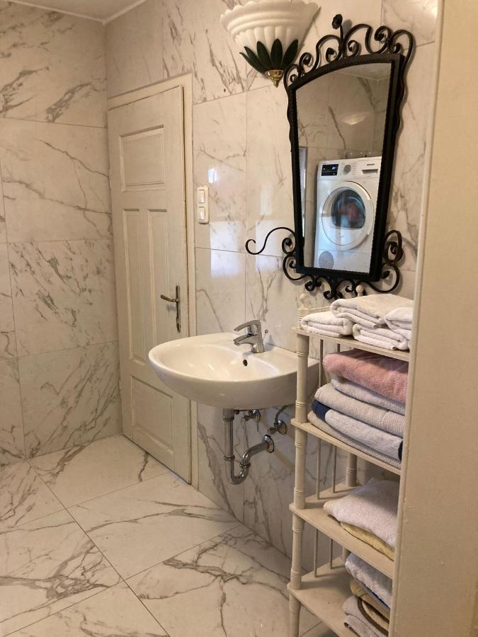 Zimmer In Einem Bauernhaus Anif Exteriör bild